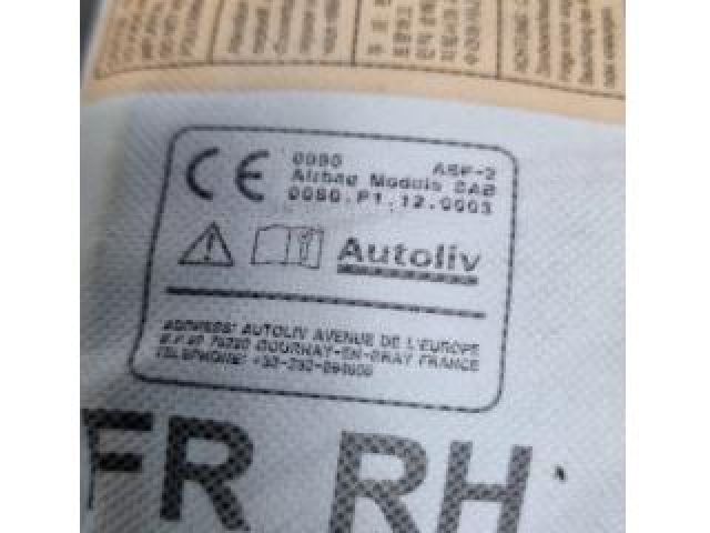 bontott KIA SORENTO Jobb Oldallégzsák