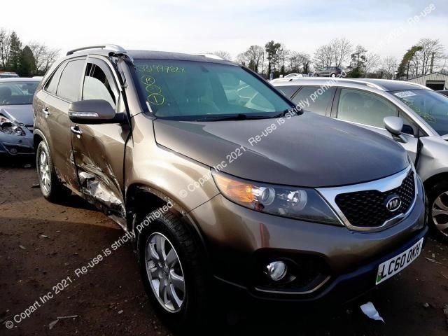 bontott KIA SORENTO Jobb Tetősín