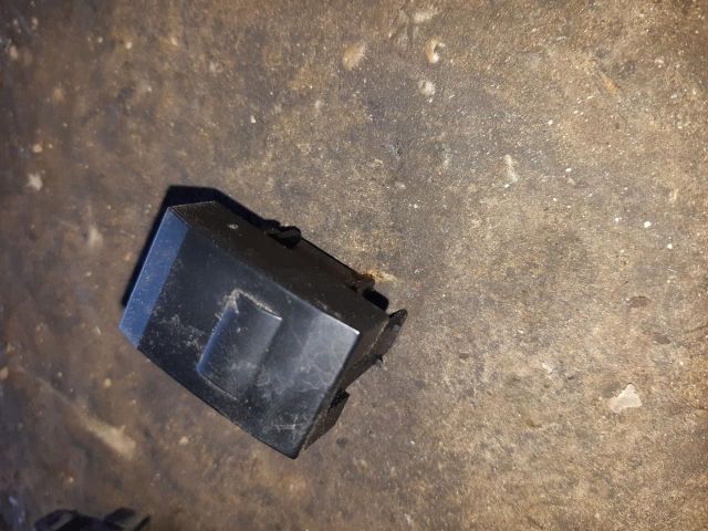 bontott KIA SORENTO Kapcsoló (Magában)