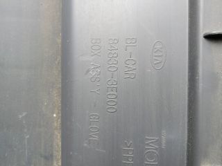 bontott KIA SORENTO Kesztyűtartó