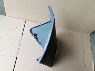 bontott KIA SORENTO Kesztyűtartó