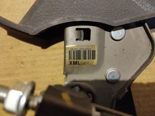 bontott KIA SORENTO Kézifék Kar