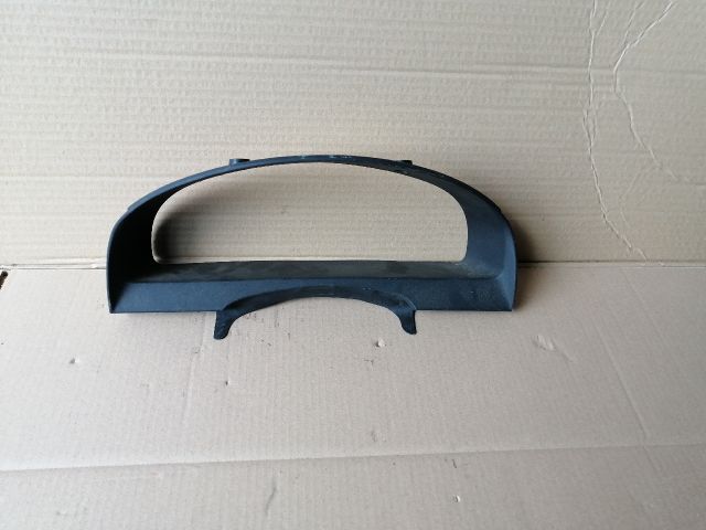 bontott KIA SORENTO Kilométeróra Keret