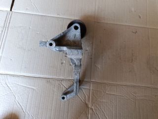 bontott KIA SORENTO Klíma Tartó Bak