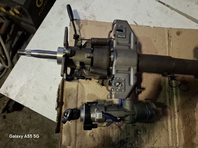 bontott KIA SORENTO Kormányoszlop