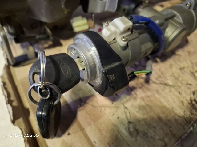 bontott KIA SORENTO Kormányoszlop