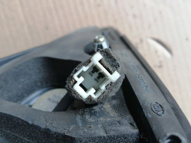 bontott KIA SORENTO Magassugárzó Hangszóró