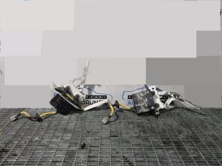 bontott KIA SORENTO Motorháztető Zsanér Pár