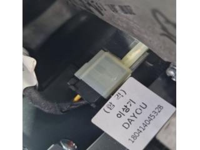 bontott KIA SORENTO Multikormány