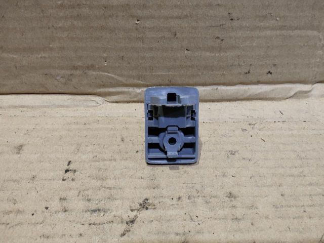 bontott KIA SORENTO Napellenző Tartó (Pozíciófüggetlen)