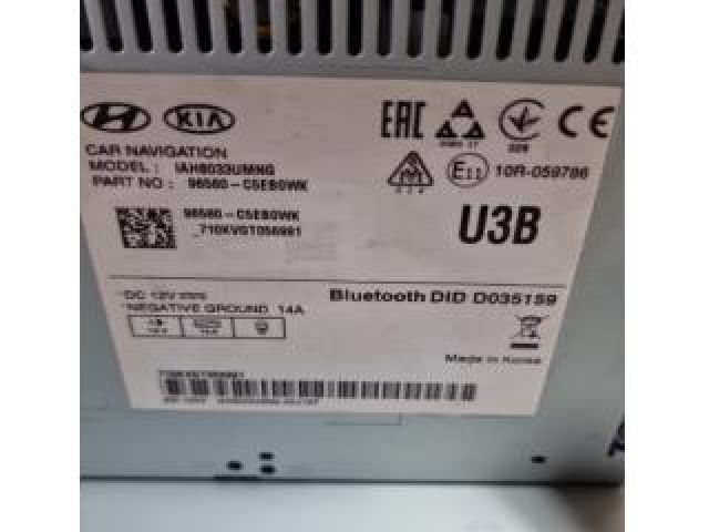 bontott KIA SORENTO Navigációs Fejegység