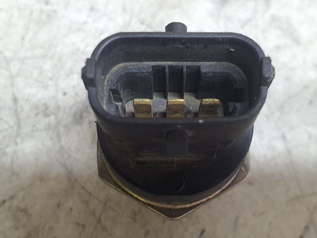 bontott KIA SORENTO Nyomásszabályzó Szelep