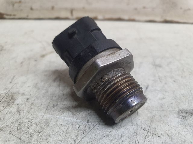 bontott KIA SORENTO Nyomásszabályzó Szelep