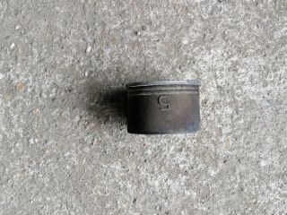 bontott KIA SORENTO Nyomatéktartó Bak