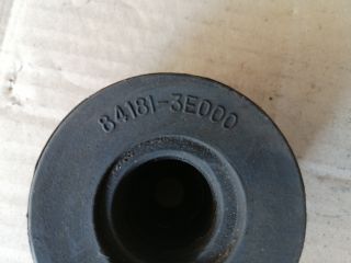 bontott KIA SORENTO Nyomatéktartó Bak