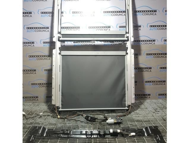 bontott KIA SORENTO Panoráma Tető