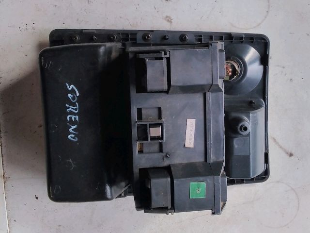 bontott KIA SORENTO Pohártartó