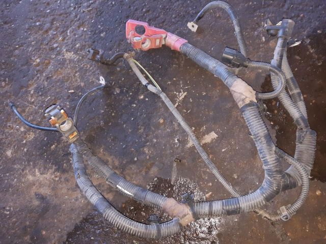 bontott KIA SORENTO Pozitív Kábel