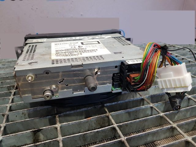 bontott KIA SORENTO Rádió / CD