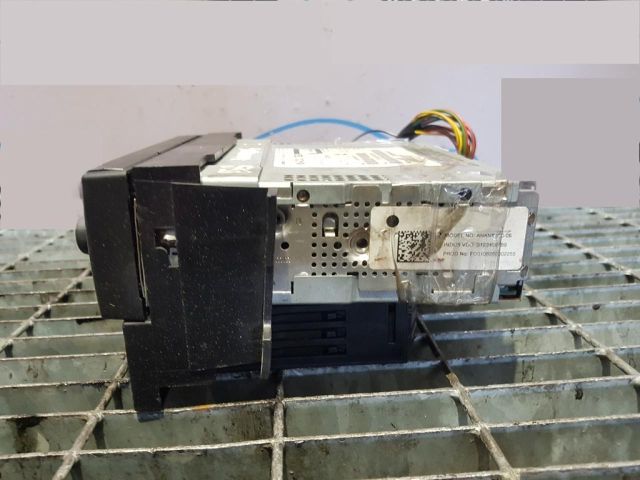 bontott KIA SORENTO Rádió / CD