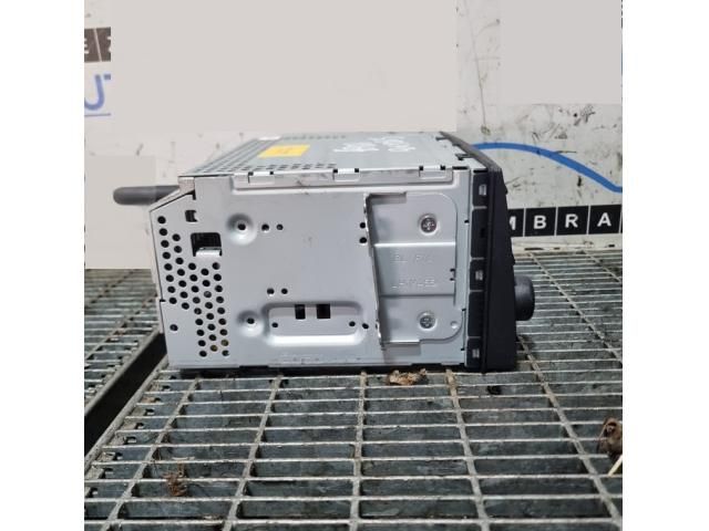 bontott KIA SORENTO Rádió / CD