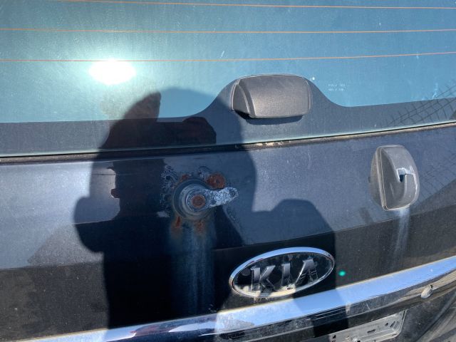 bontott KIA SORENTO Rádió / CD