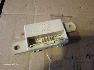 bontott KIA SORENTO Relé