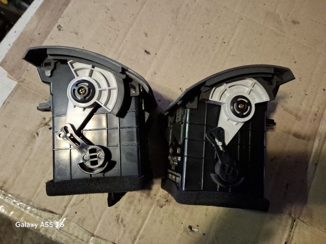 bontott KIA SORENTO Szellőző Szett