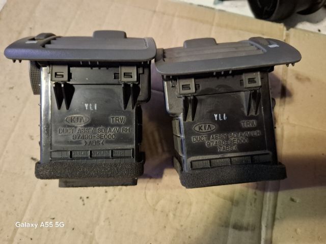 bontott KIA SORENTO Szellőző Szett