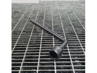 bontott KIA SORENTO Szerszámkészlet