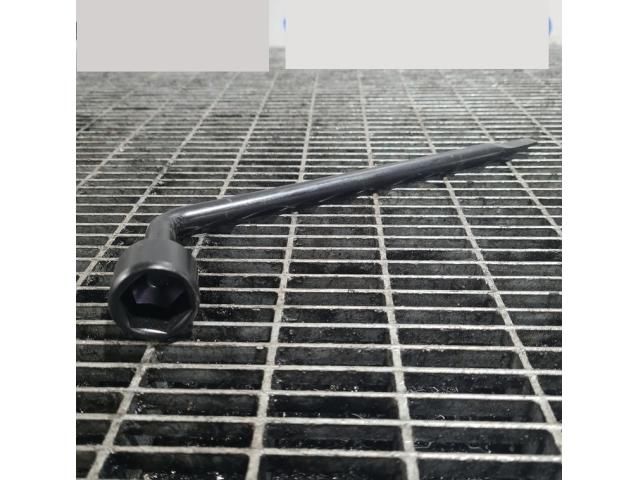 bontott KIA SORENTO Szerszámkészlet