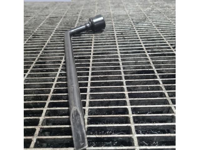 bontott KIA SORENTO Szerszámkészlet