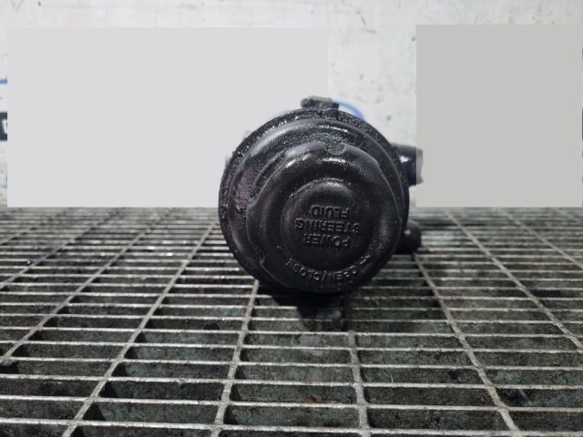 bontott KIA SORENTO Szervóolaj Tartály