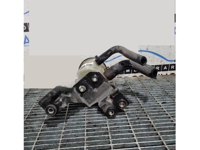 bontott KIA SORENTO Szervóolaj Tartály