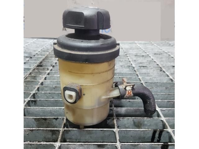 bontott KIA SORENTO Szervóolaj Tartály