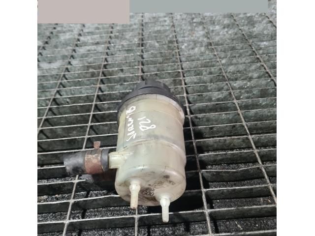 bontott KIA SORENTO Szervóolaj Tartály