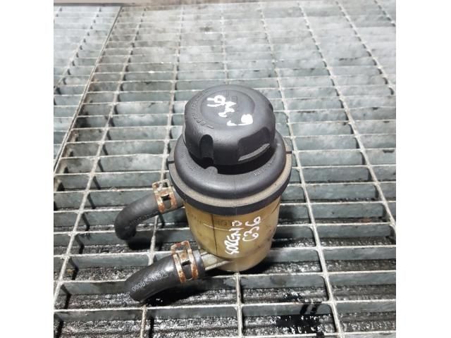 bontott KIA SORENTO Szervóolaj Tartály