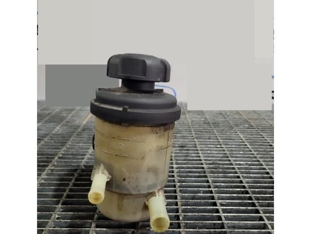 bontott KIA SORENTO Szervóolaj Tartály