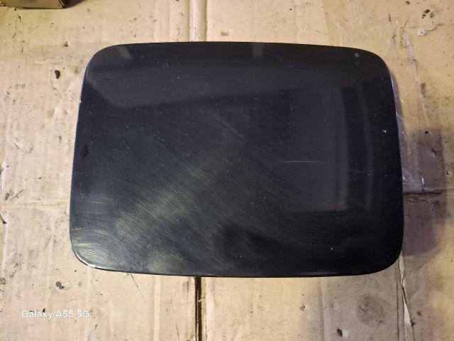 bontott KIA SORENTO Tankajtó