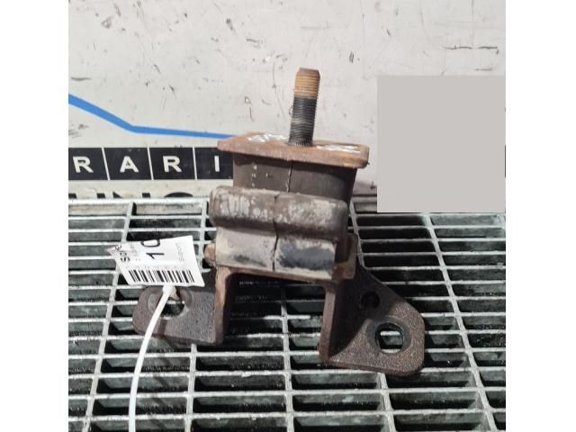 bontott KIA SORENTO Tartó Bak