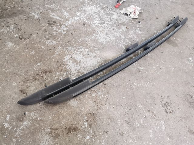 bontott KIA SORENTO Tetősín Pár