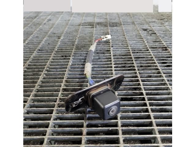 bontott KIA SORENTO Tolatókamera