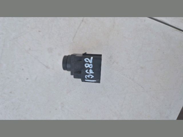 bontott KIA SORENTO Tolatóradar Fej