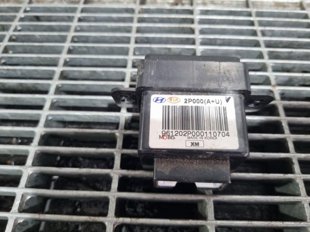 bontott KIA SORENTO USB Aljzat