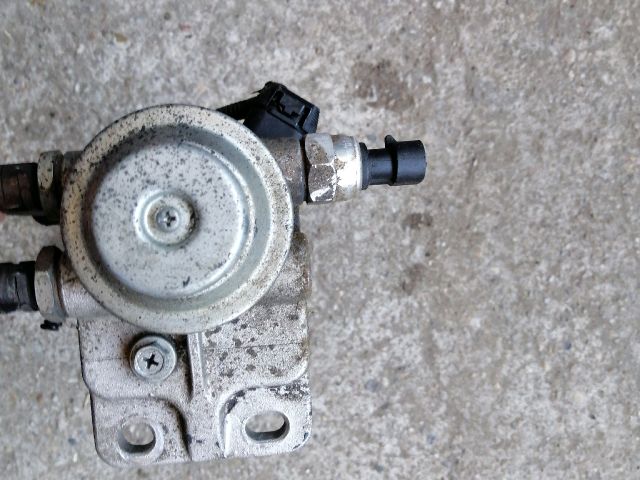 bontott KIA SORENTO Üzemanyagszűrő Ház