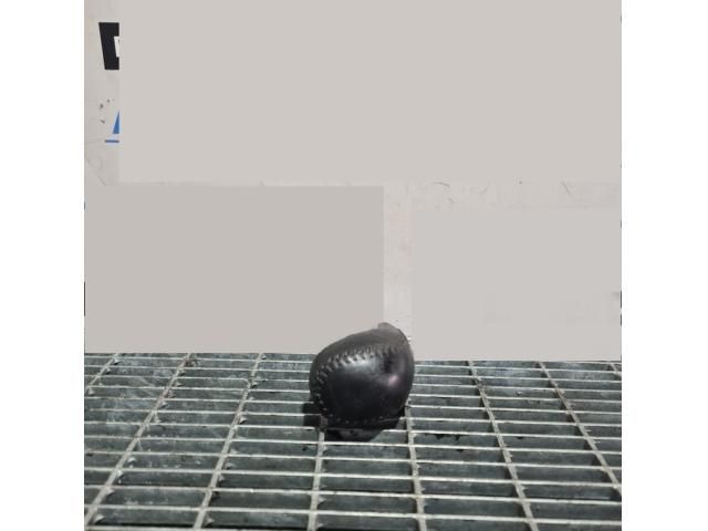 bontott KIA SORENTO Váltógomb