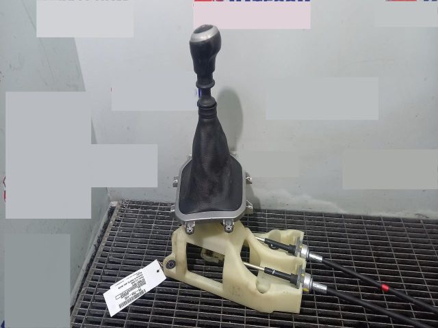 bontott KIA SORENTO Váltógomb