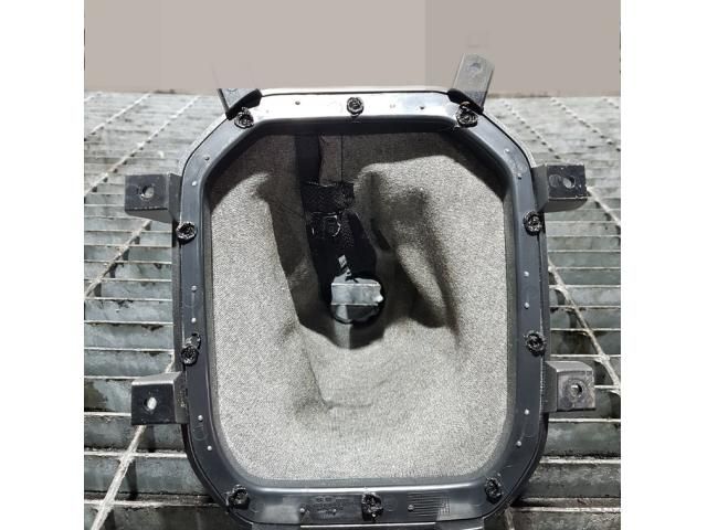 bontott KIA SORENTO Váltószoknya