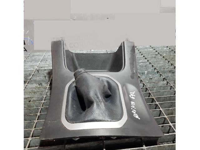 bontott KIA SORENTO Váltószoknya