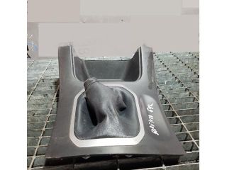 bontott KIA SORENTO Váltószoknya